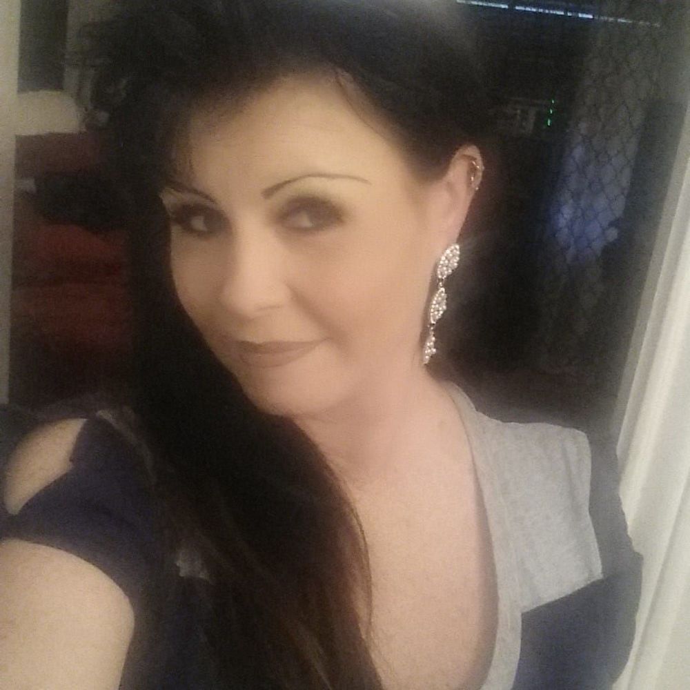 Meet your Posher, Rhonda